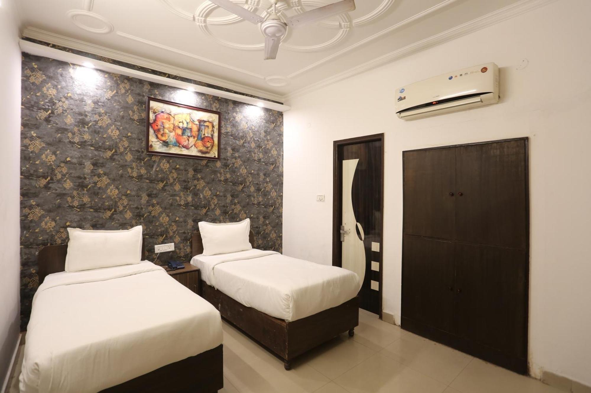 Backpackers - Ink Hotels Delhi Airport By Ss Group Nueva Delhi Exterior foto