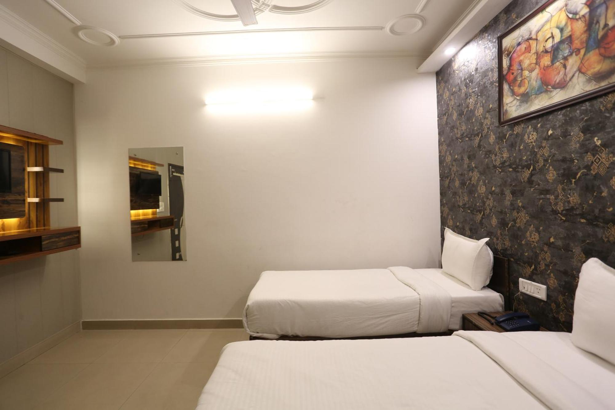 Backpackers - Ink Hotels Delhi Airport By Ss Group Nueva Delhi Exterior foto