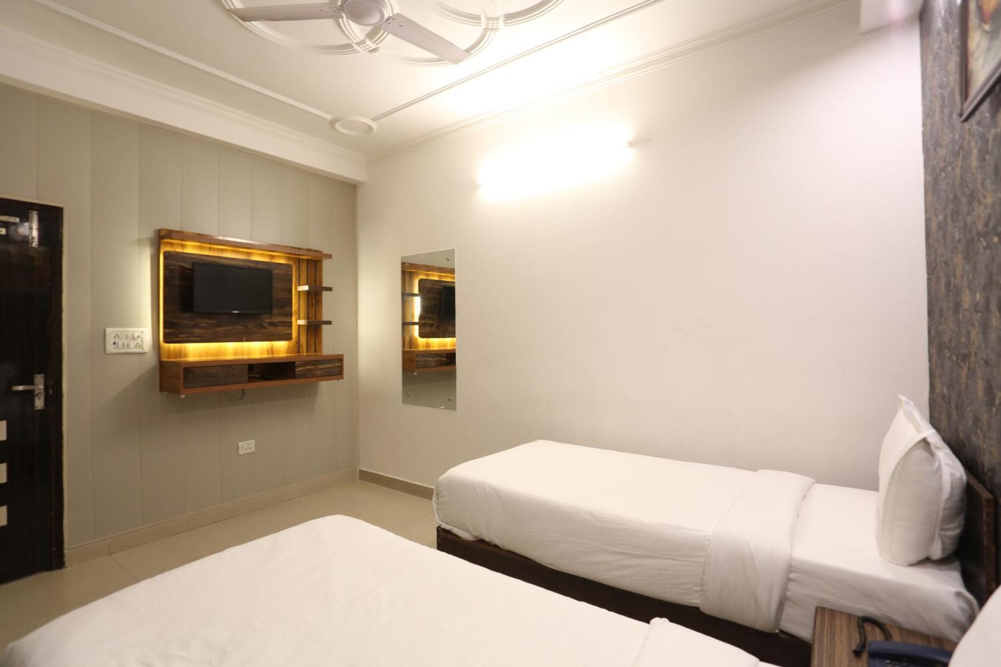 Backpackers - Ink Hotels Delhi Airport By Ss Group Nueva Delhi Exterior foto