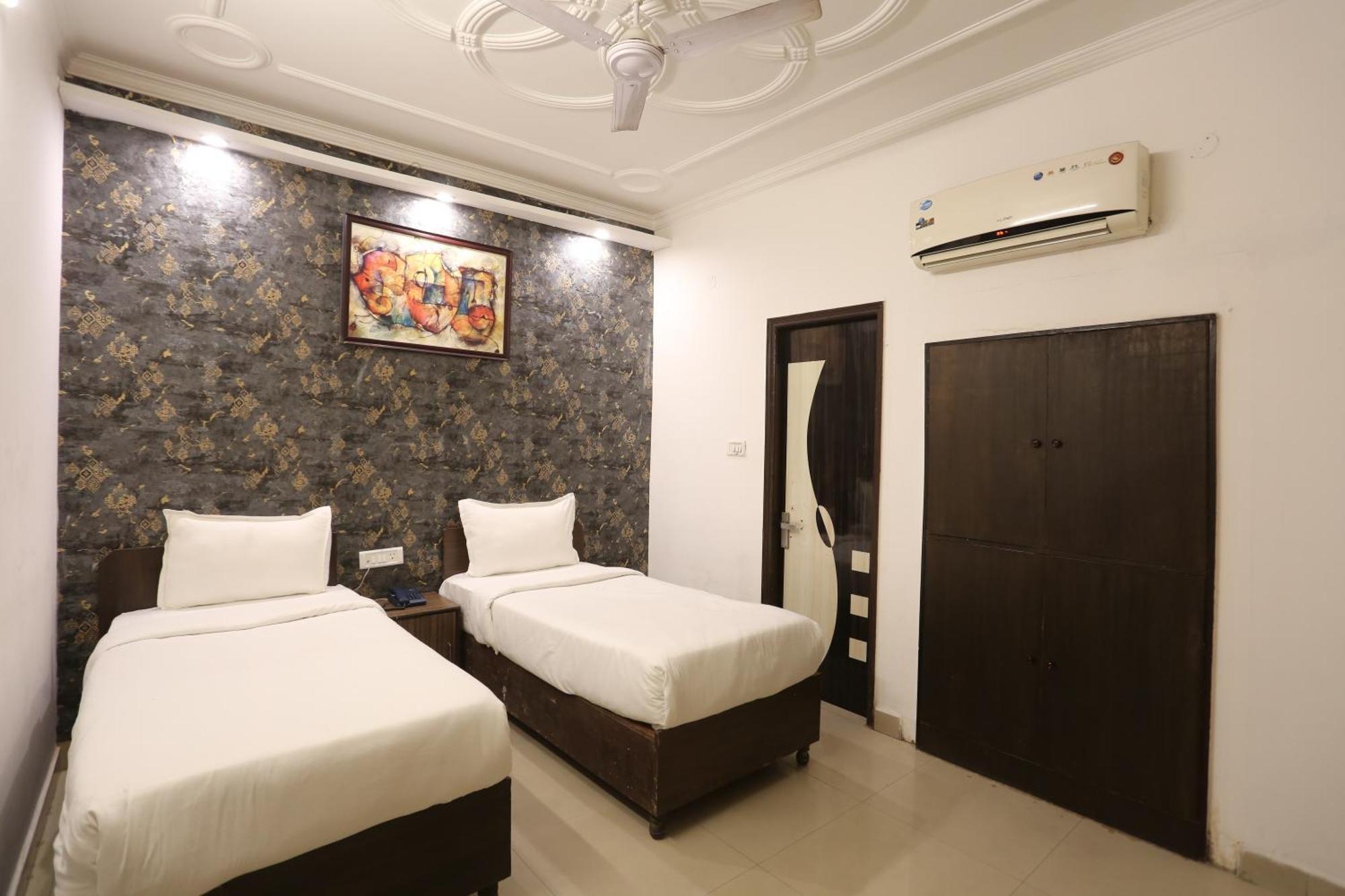 Backpackers - Ink Hotels Delhi Airport By Ss Group Nueva Delhi Exterior foto