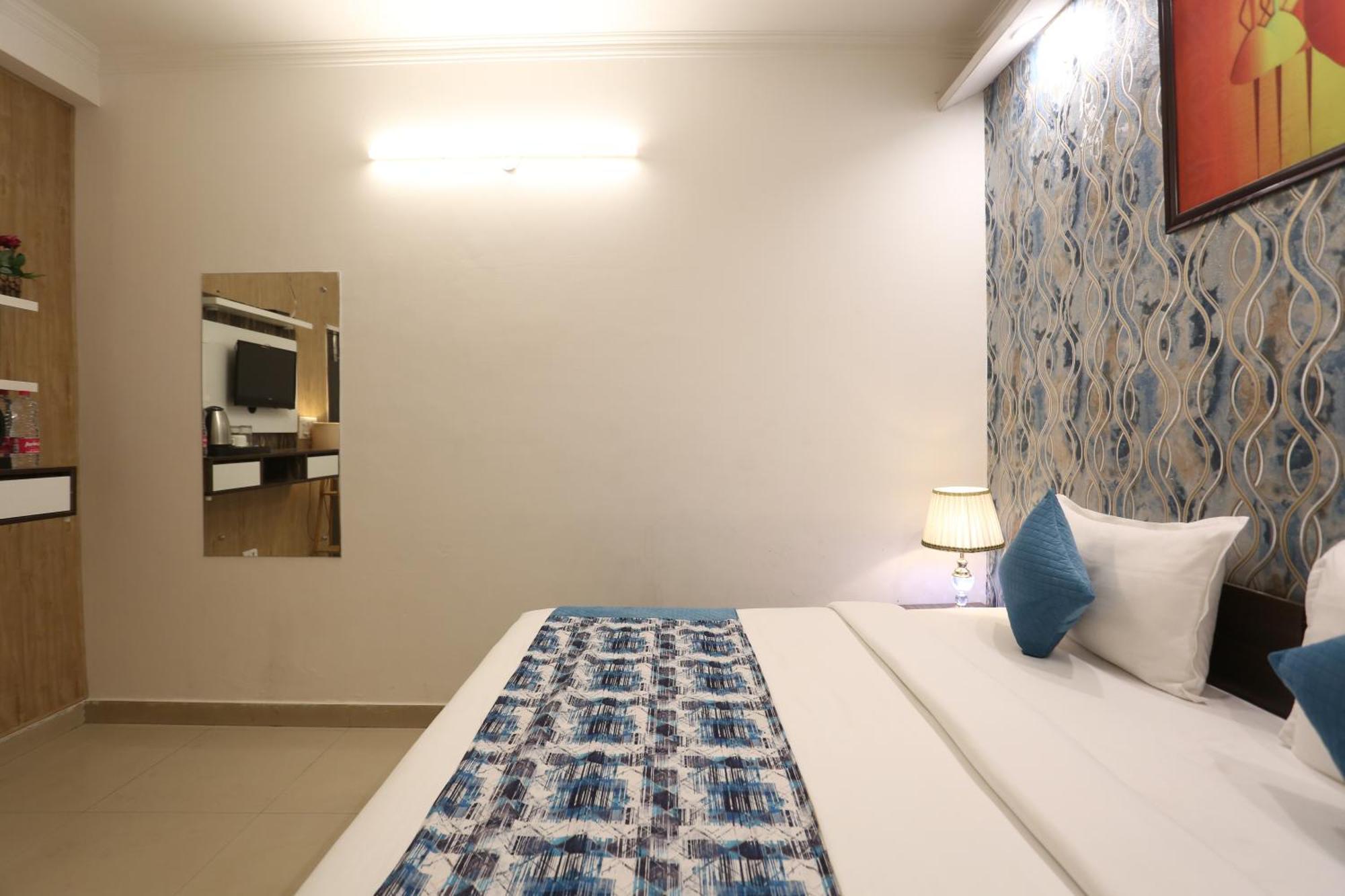 Backpackers - Ink Hotels Delhi Airport By Ss Group Nueva Delhi Exterior foto