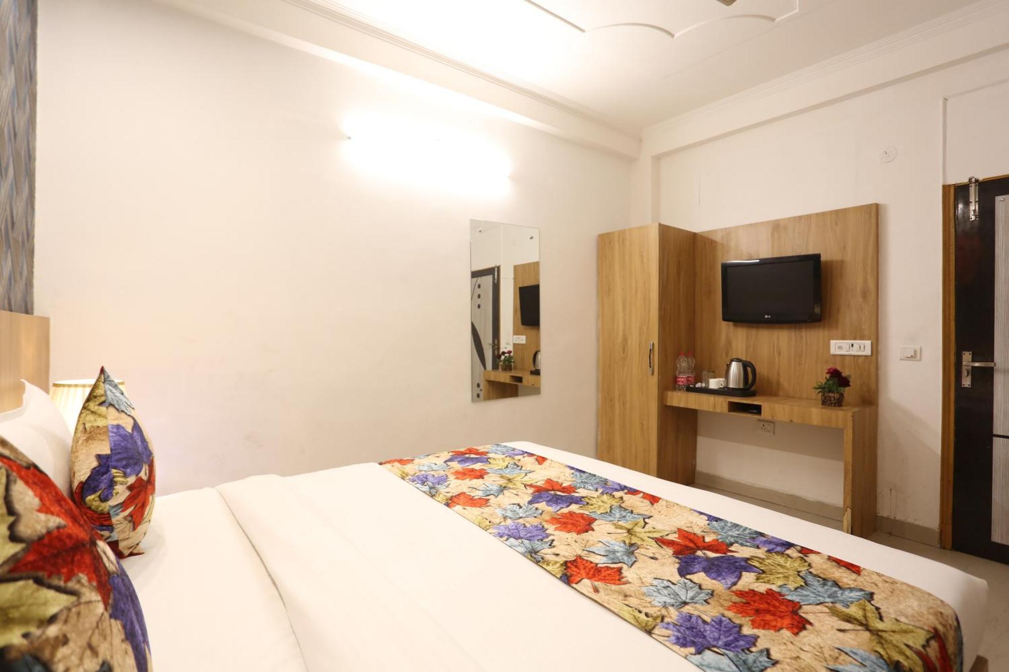 Backpackers - Ink Hotels Delhi Airport By Ss Group Nueva Delhi Exterior foto
