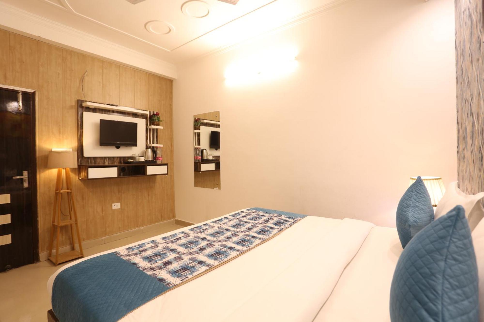 Backpackers - Ink Hotels Delhi Airport By Ss Group Nueva Delhi Exterior foto