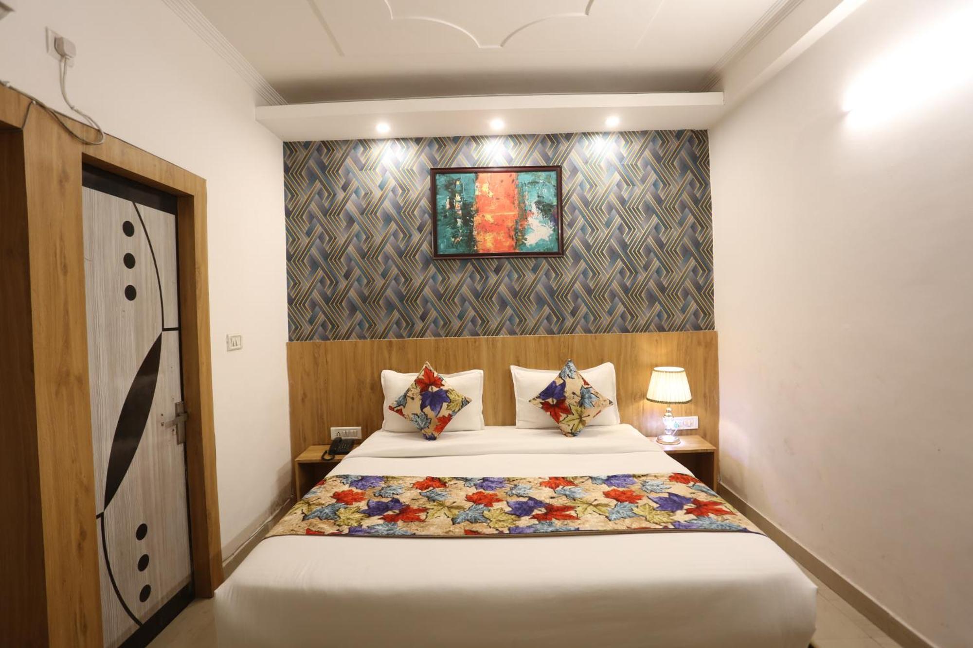 Backpackers - Ink Hotels Delhi Airport By Ss Group Nueva Delhi Exterior foto